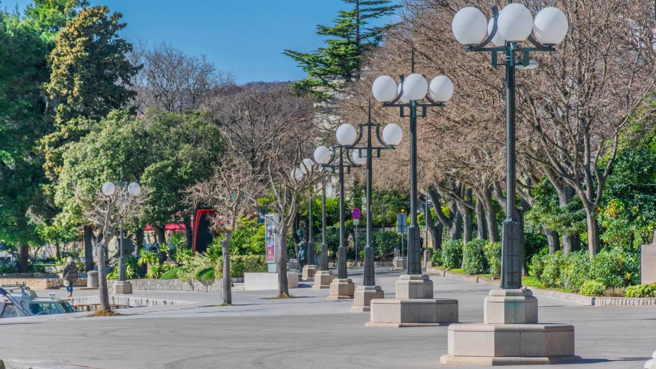 Apartments Punta & Vista In Krk Крк Экстерьер фото