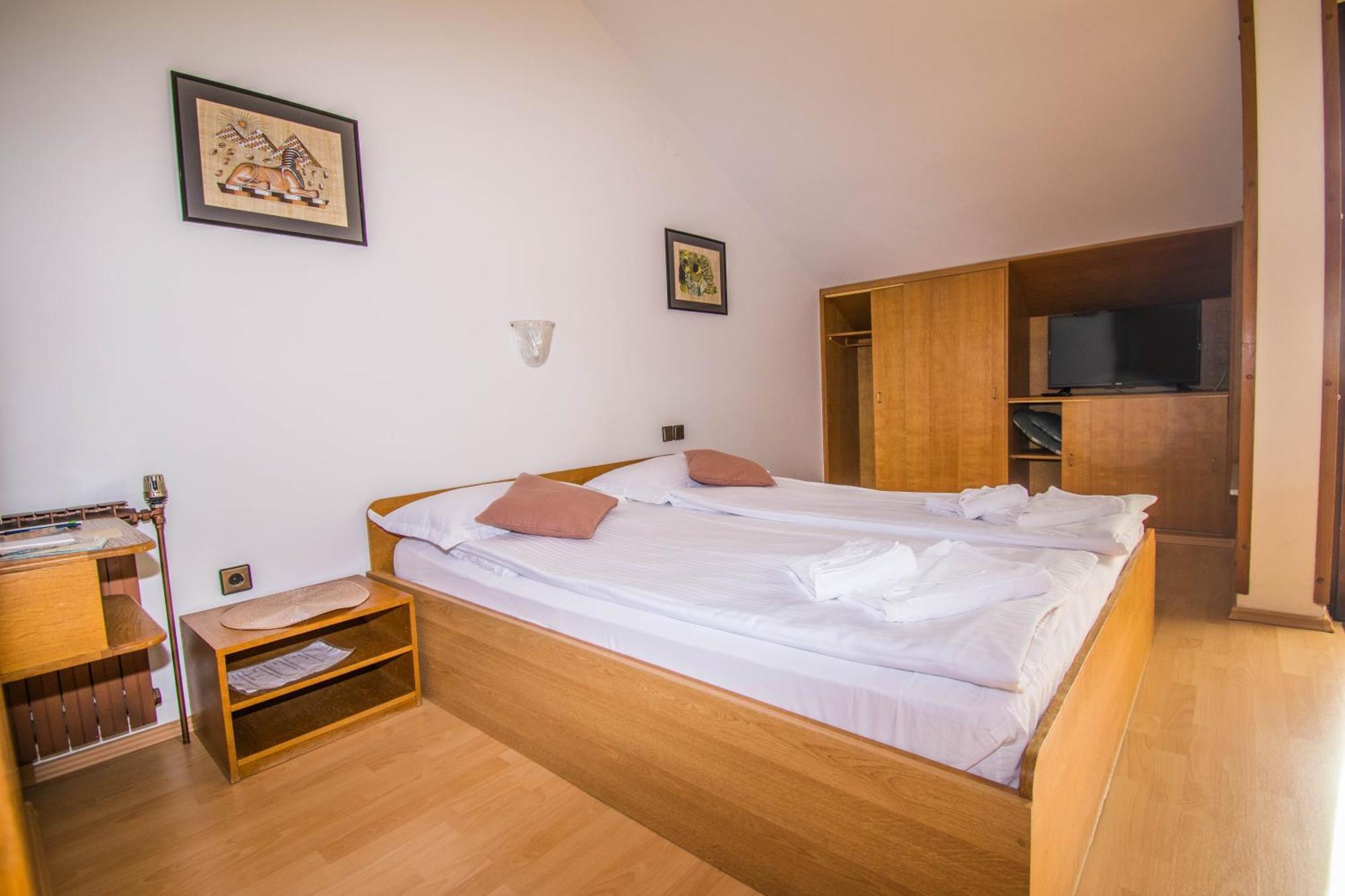 Apartments Punta & Vista In Krk Крк Экстерьер фото